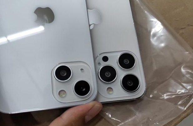 丰满苹果手机维修分享iPhone 13‌机模长什么样 